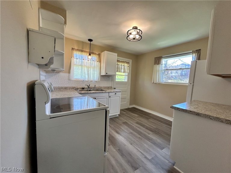 155 Canton Road, Wintersville, OH - Photo 3