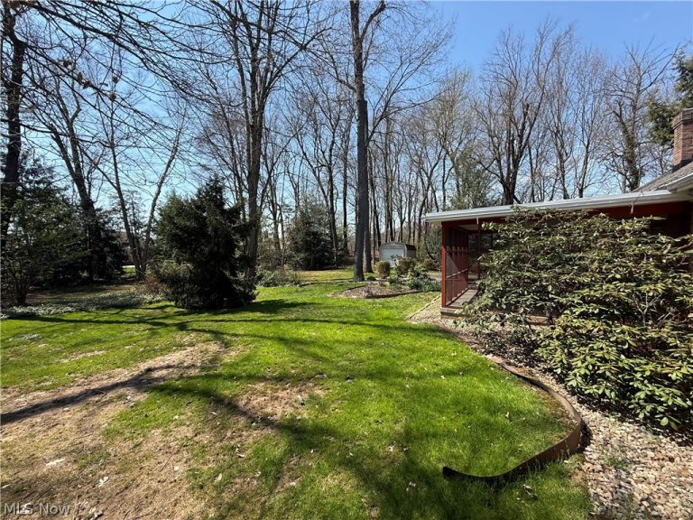 1800 Amarillo Street, North Canton, OH - Photo 5