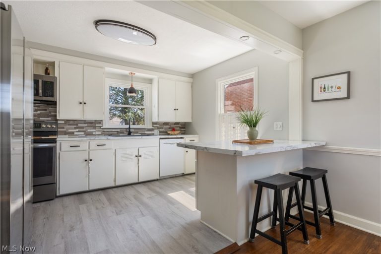 3210 Martindale Road, Canton, OH - Photo 6