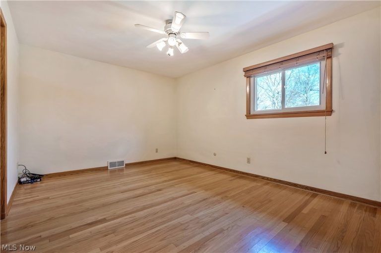 155 Moore Road, Akron, OH - Photo 6