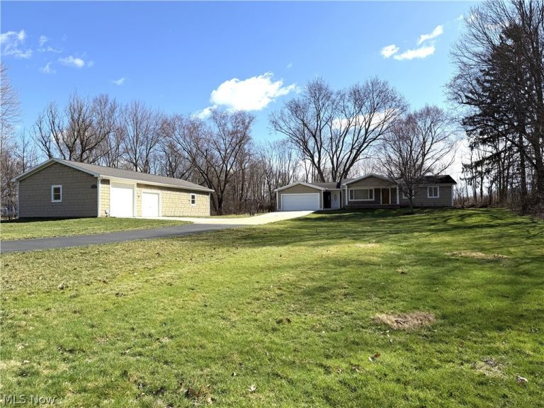 8030 Leaver Avenue, Canal Fulton, OH, 44614