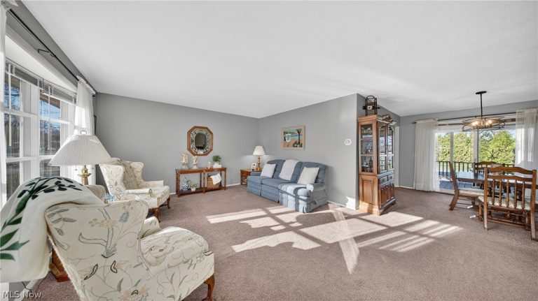 7044 Pitts Boulevard, North Ridgeville, OH - Photo 3