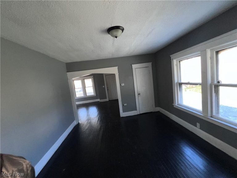 4291 114th Street, Cleveland, OH - Photo 6