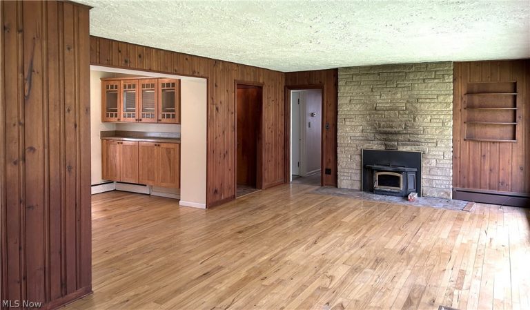 2514 Red Fox Pass, Willoughby Hills, OH - Photo 3