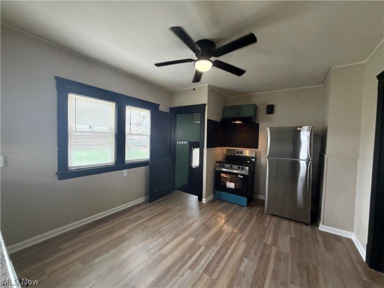 3622 Cecilia Avenue, Cleveland, OH - Photo 5