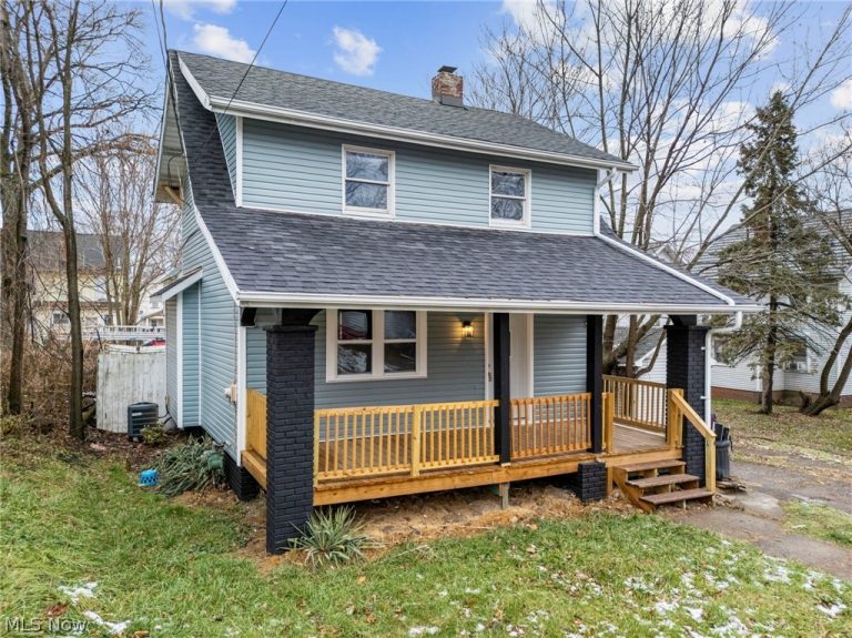 2711 Blair Place, Canton, OH - Photo 2