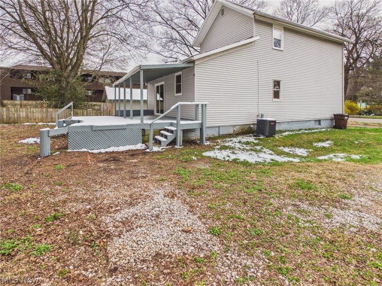 714 Front Street, Marietta, OH - Photo 3