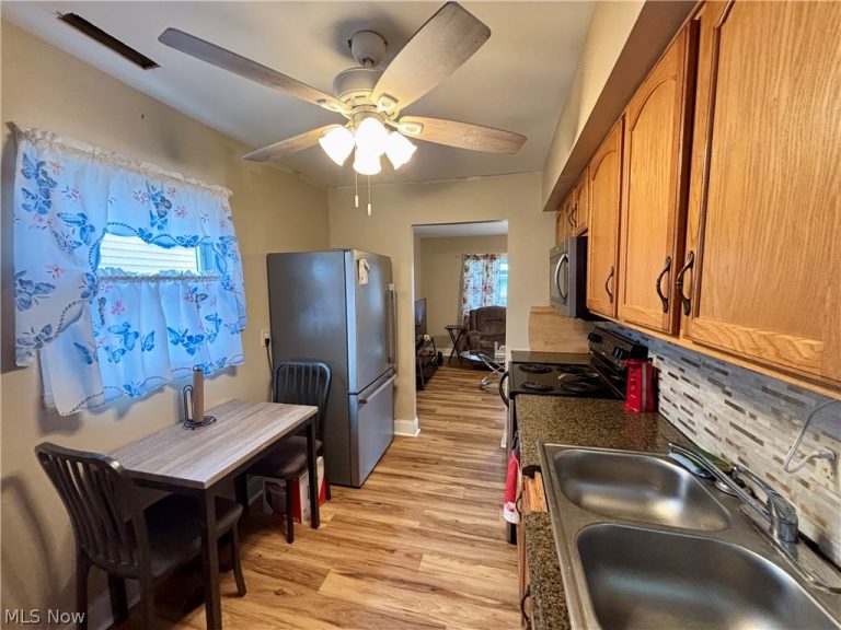 604 Jefferson Avenue, Barberton, OH - Photo 5