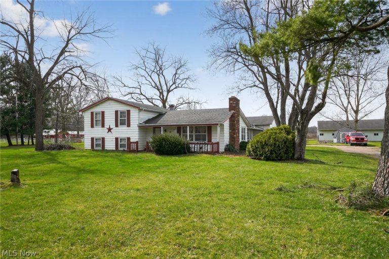 8134 Oberlin Road, Elyria, OH, 44035