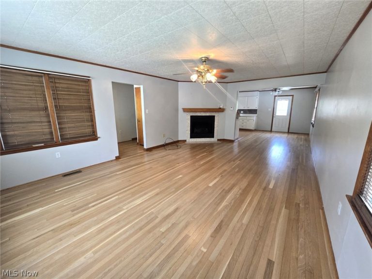 1007 Colegate Drive, Marietta, OH - Photo 4