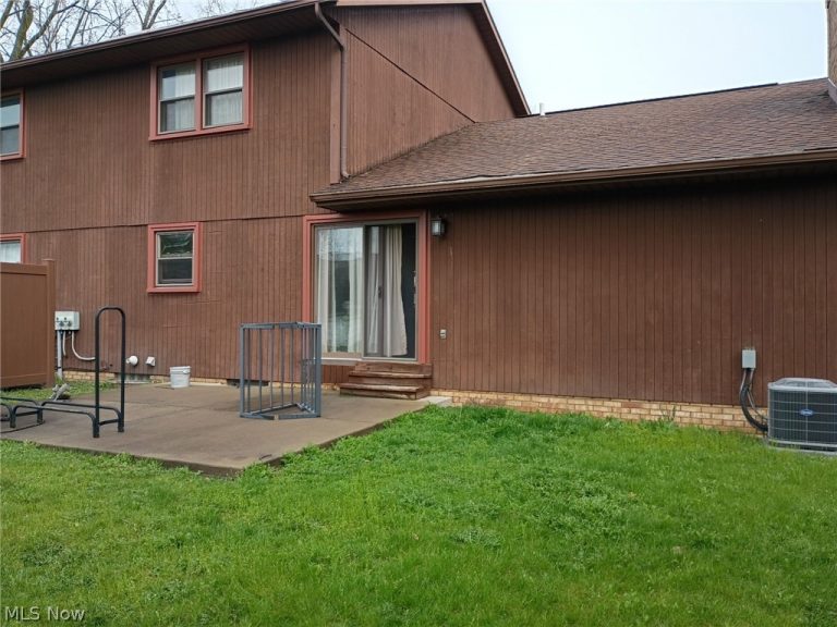 3106 Parkview Street, Canton, OH - Photo 3