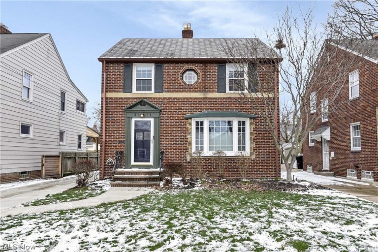3154 162 Street, Cleveland, OH, 44111
