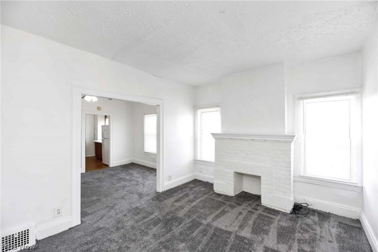 14104 Aspinwall Avenue, Cleveland, OH - Photo 6