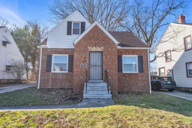 9520 Highland Avenue, Garfield Heights, OH, 44125