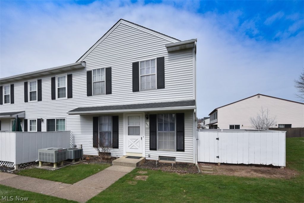 6577 Liberty Bell Drive #C20, Brook Park, OH