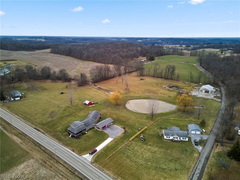 26648 State Route 172, East Rochester, OH - Photo 2