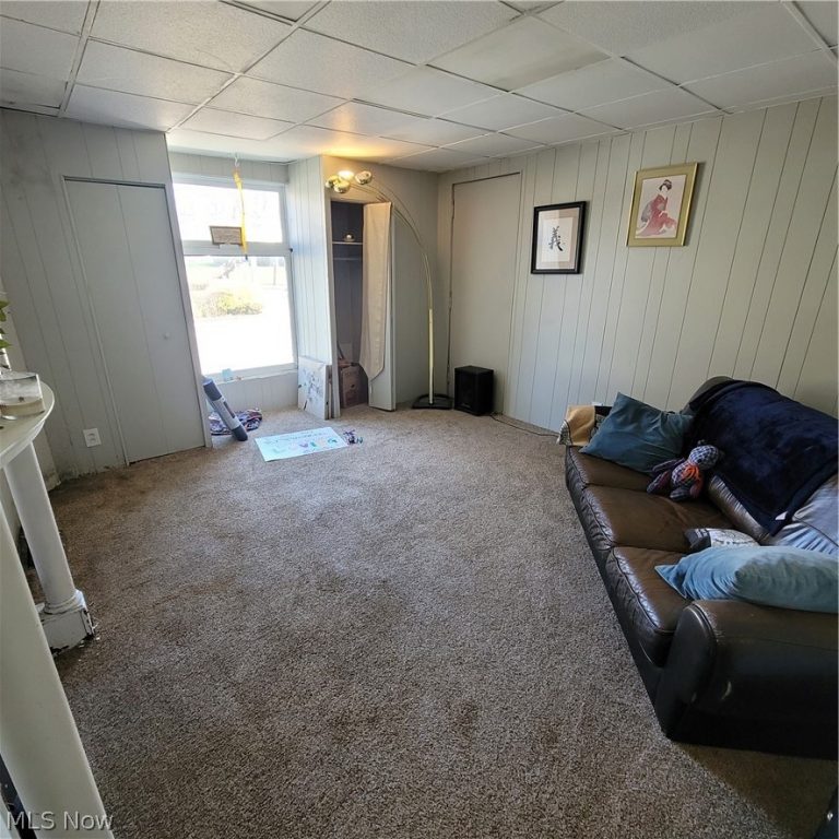 949 Fulton Road, Canton, OH - Photo 8