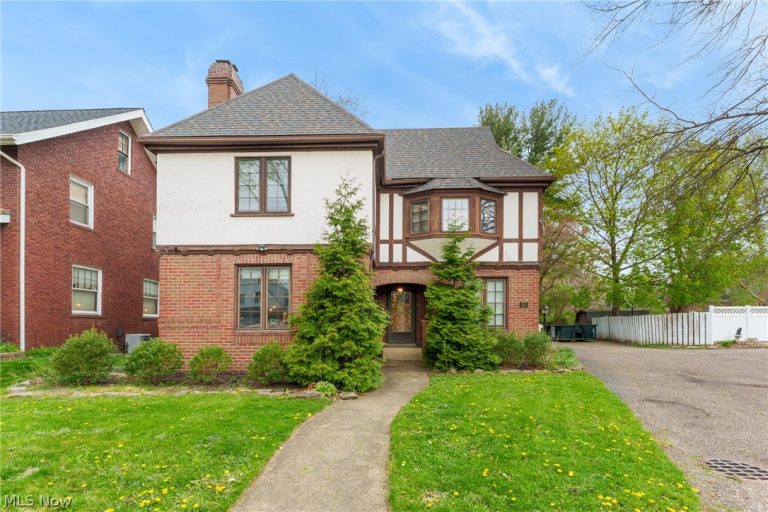 217 16th Street, Canton, OH, 44703