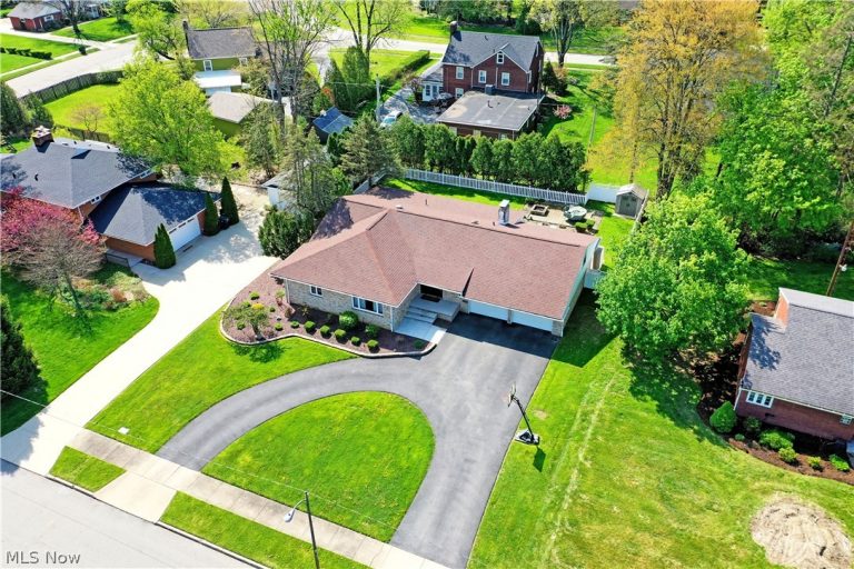 3210 Halsey Drive, Warren, OH - Photo 5