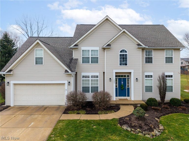1286 Freeport Drive, Medina, OH, 44256