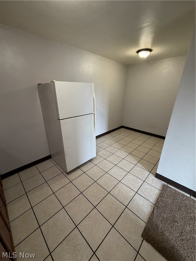 249 Folsom Street #6, Champion, OH - Photo 8
