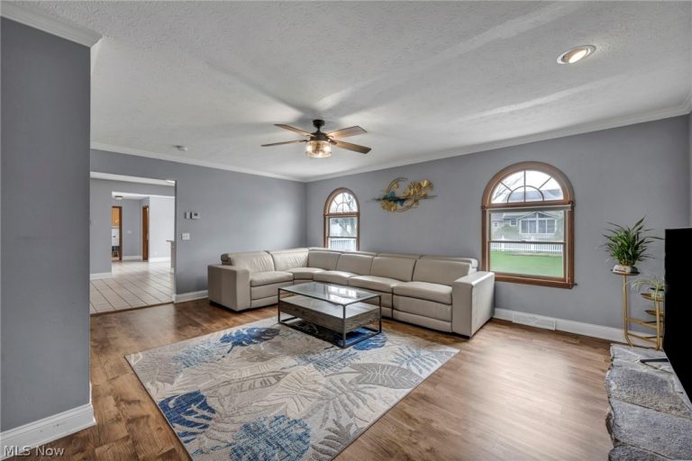 830 Forde Avenue, Amherst, OH - Photo 6