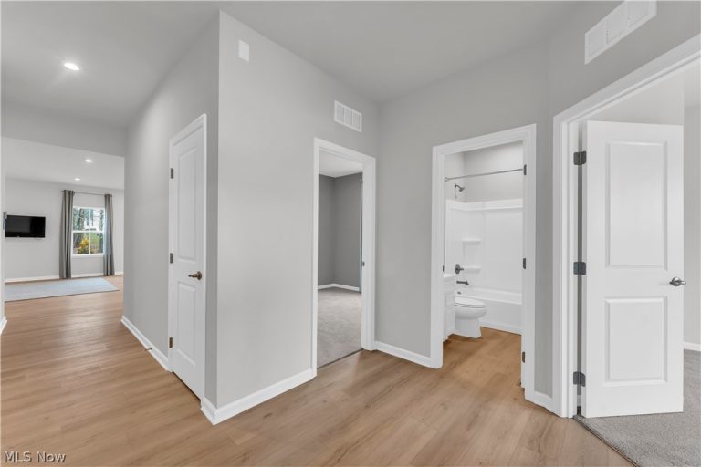 15224 Timber Ridge Drive, Middlefield, OH - Photo 6