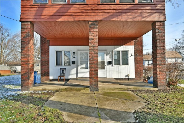 401 Williams Street, Niles, OH - Photo 2