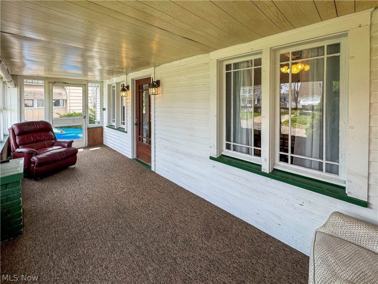 122 Bon Air Avenue, Youngstown, OH - Photo 6