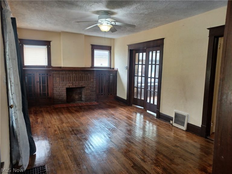 50 Hazelwood Avenue, Youngstown, OH - Photo 2