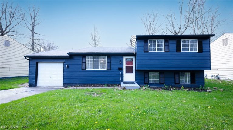 3539 Dunstan Drive NW, Warren, OH, 44485