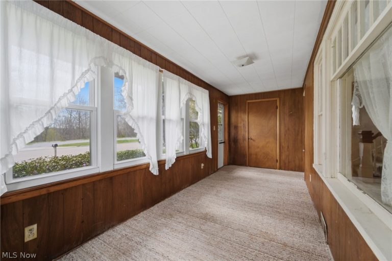 284 Main Road, Conneaut, OH - Photo 5