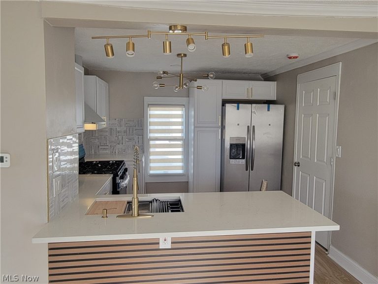 12621 Hirst Avenue, Cleveland, OH - Photo 5