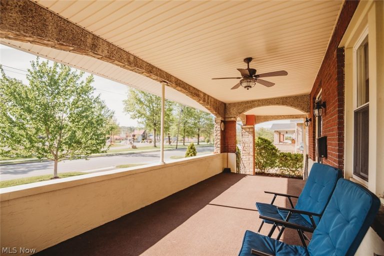 2107 PARK Avenue, Parkersburg, WV - Photo 8