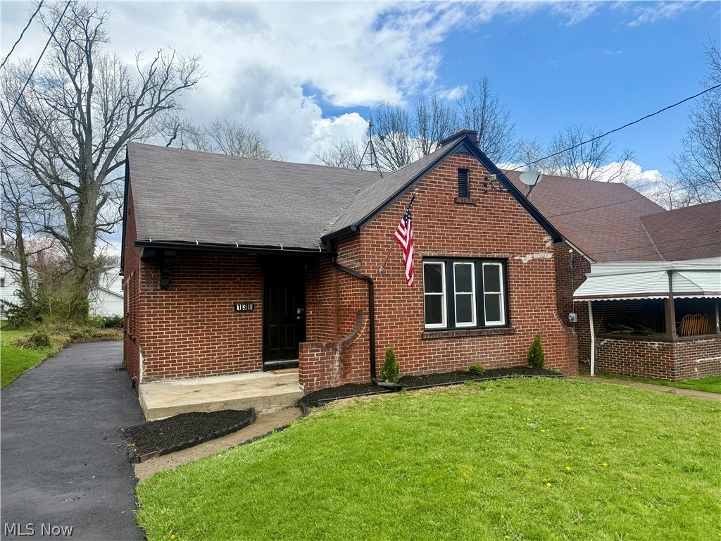 138 Roslyn, Youngstown, OH