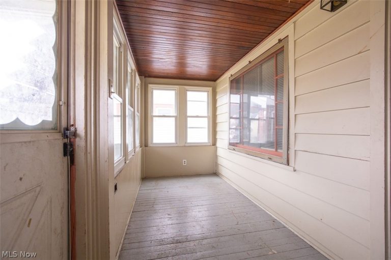 12010 Longmead Avenue, Cleveland, OH - Photo 2