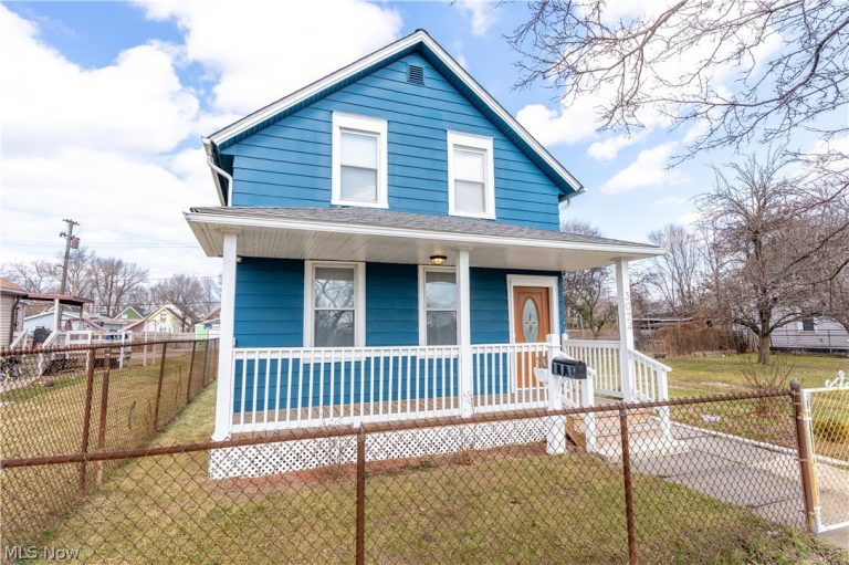 3024 Vega Avenue, Cleveland, OH, 44113