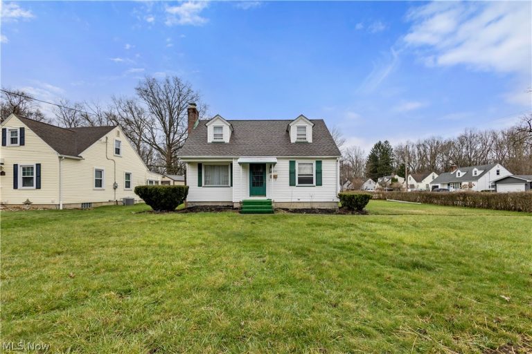 2249 Coleman Drive, Youngstown, OH, 44511