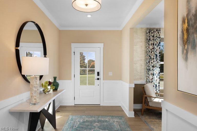 35909 Baldauf Crossing, North Ridgeville, OH - Photo 2