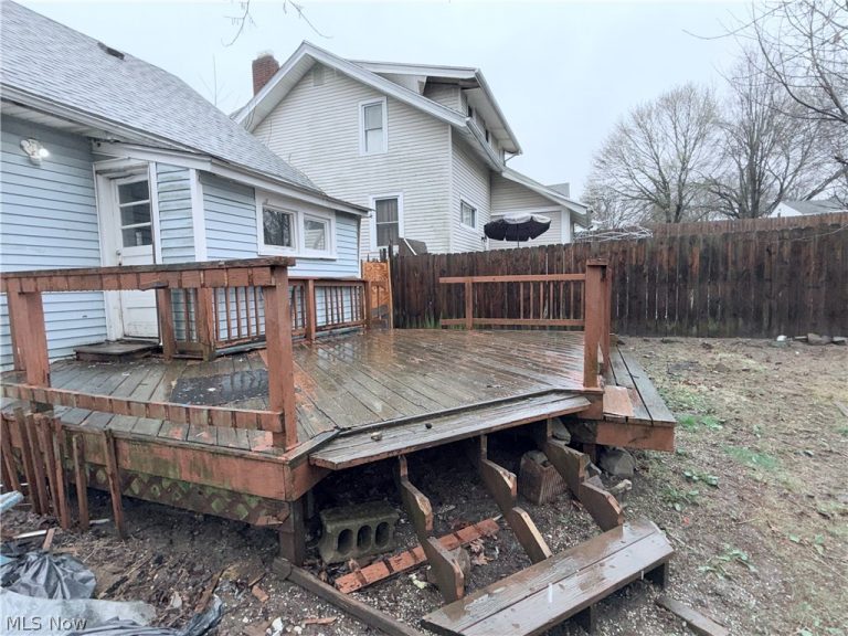 1282 Sawyer Avenue, Akron, OH - Photo 5