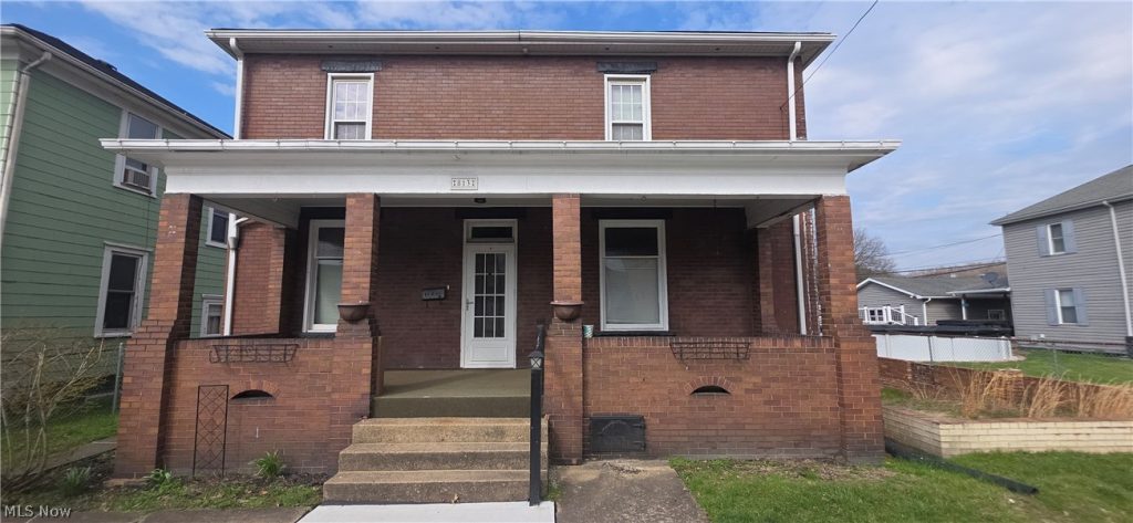 813 5th Street, Toronto, OH