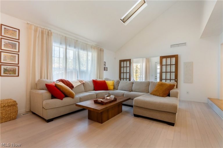 4057 Bramshaw Road, Canton, OH - Photo 8