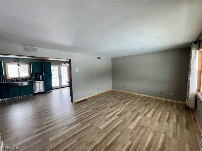 470 Nel Da Mar Drive, New Concord, OH - Photo 2
