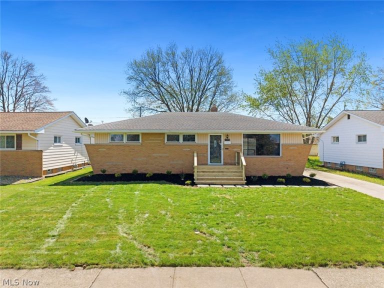 9635 Boundary Lane, Parma Heights, OH, 44130