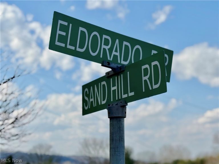 100 Eldorado, Marietta, OH - Photo 3