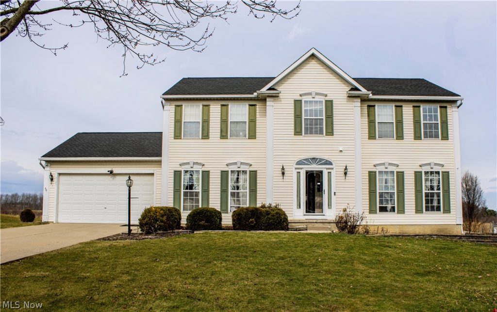 4125 Southwyck Road, Uniontown, OH
