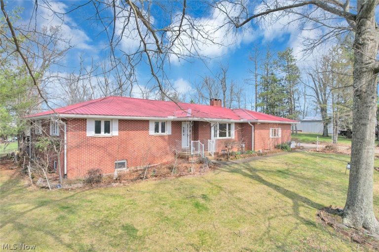 44208 Meadowlark Lane, Cadiz, OH - Photo 8