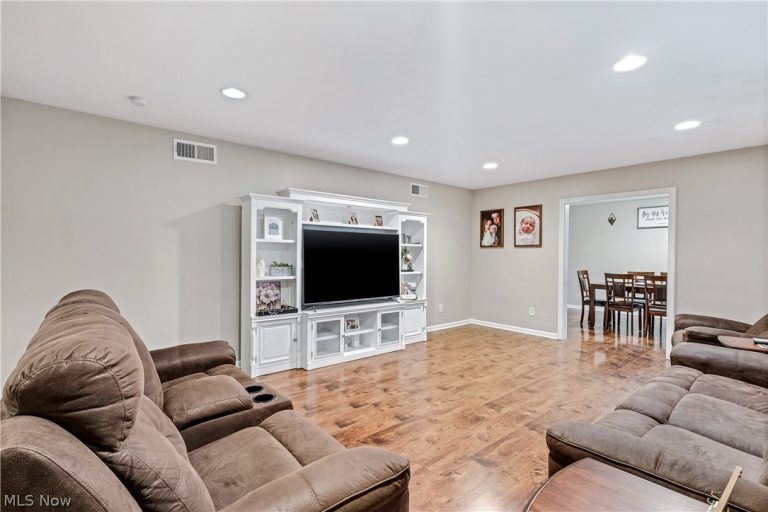 7130 Mill Creek Boulevard, Youngstown, OH - Photo 3