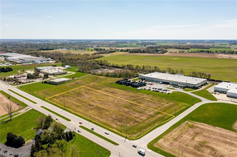 1085 Main Street, Bellevue, OH, 44811