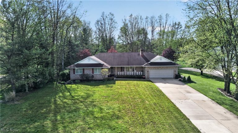 5144 Old Colony Road, Warren, OH - Photo 2